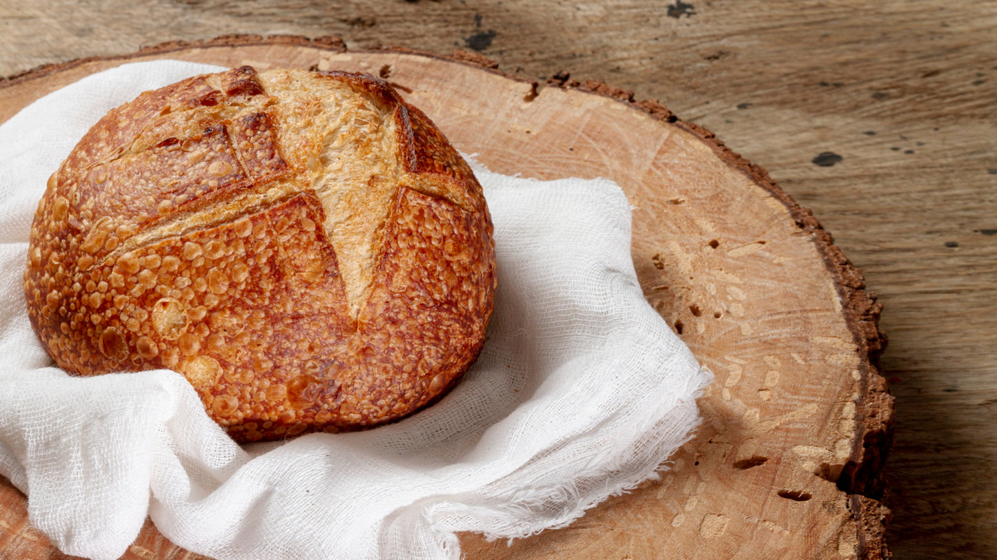 Hot Pepper Cheddar Bread Bowl